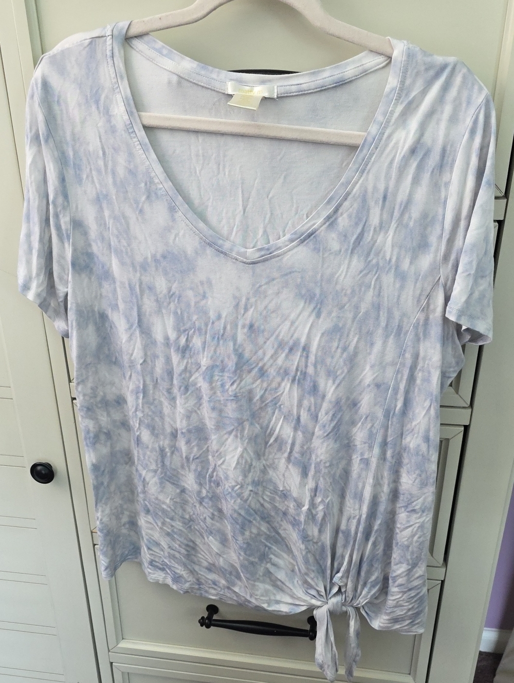 Matty M Light Blue Tie-Dye V-Neck Short Sleeve Knot Tee